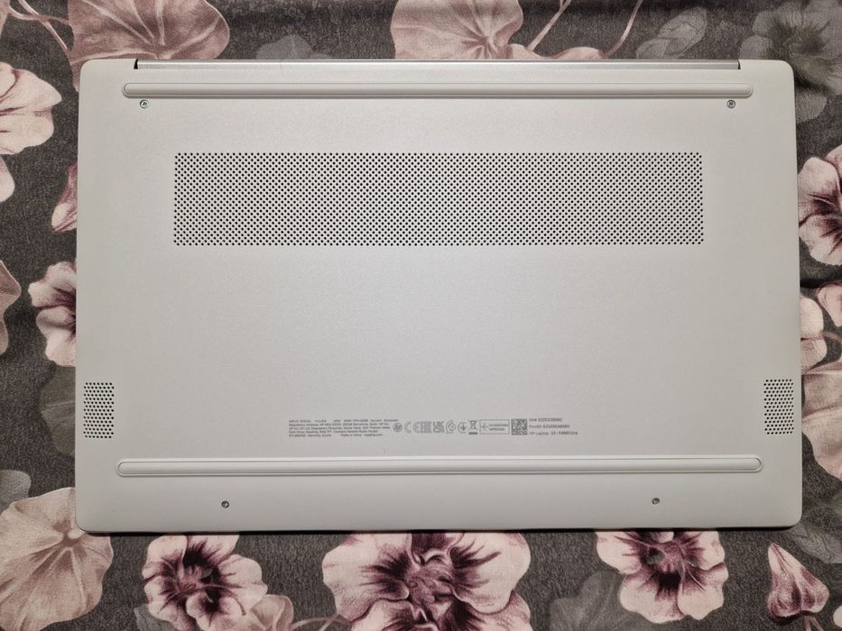 Laptop HP 15, model 15-fd, Intel Core Ultra 7 155H, 32GB RAM, SSD 2TB