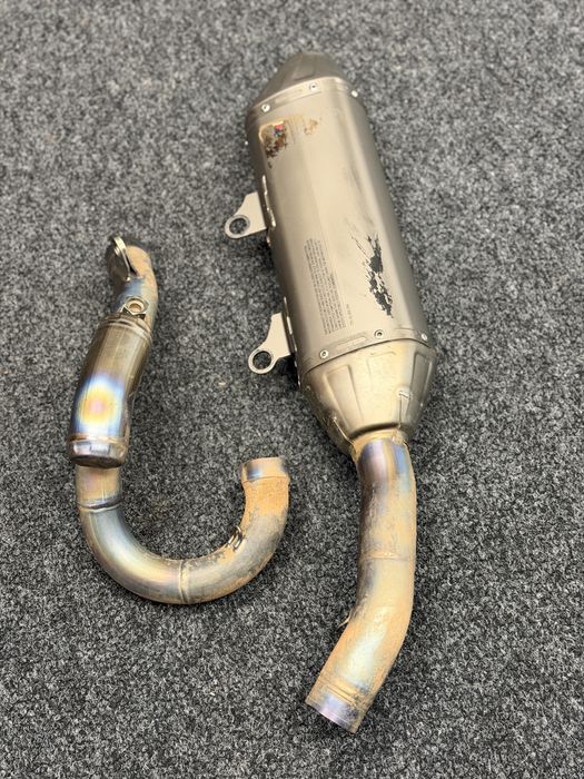 Продавам генерация Akrapovic