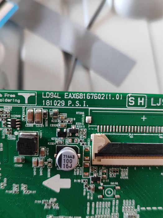 LED Smart LG TV на части 32LM6