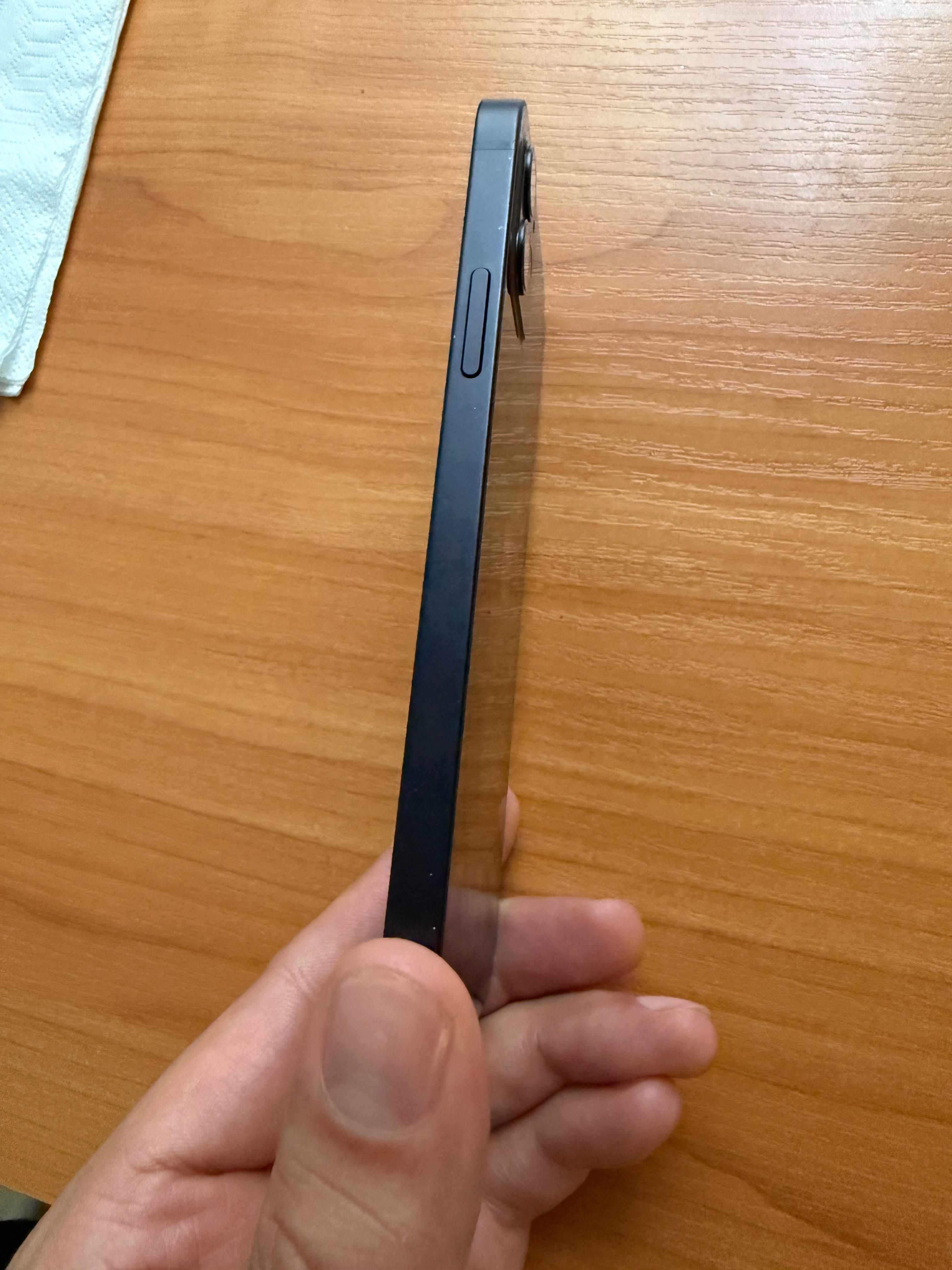 Iphone 12 Топ състояние!
