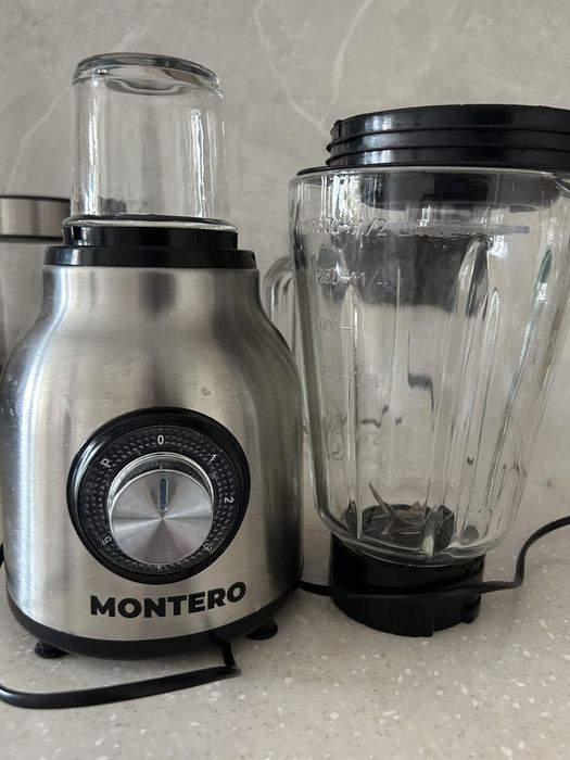 Блендер сатылады жаксы жагдайда коп колданылмаган почти новый