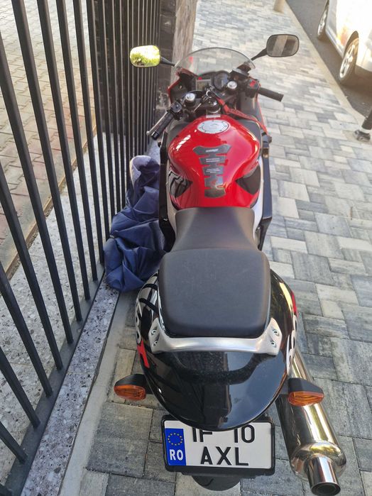 Honda CBR 600 F4i sau schimb cu touring