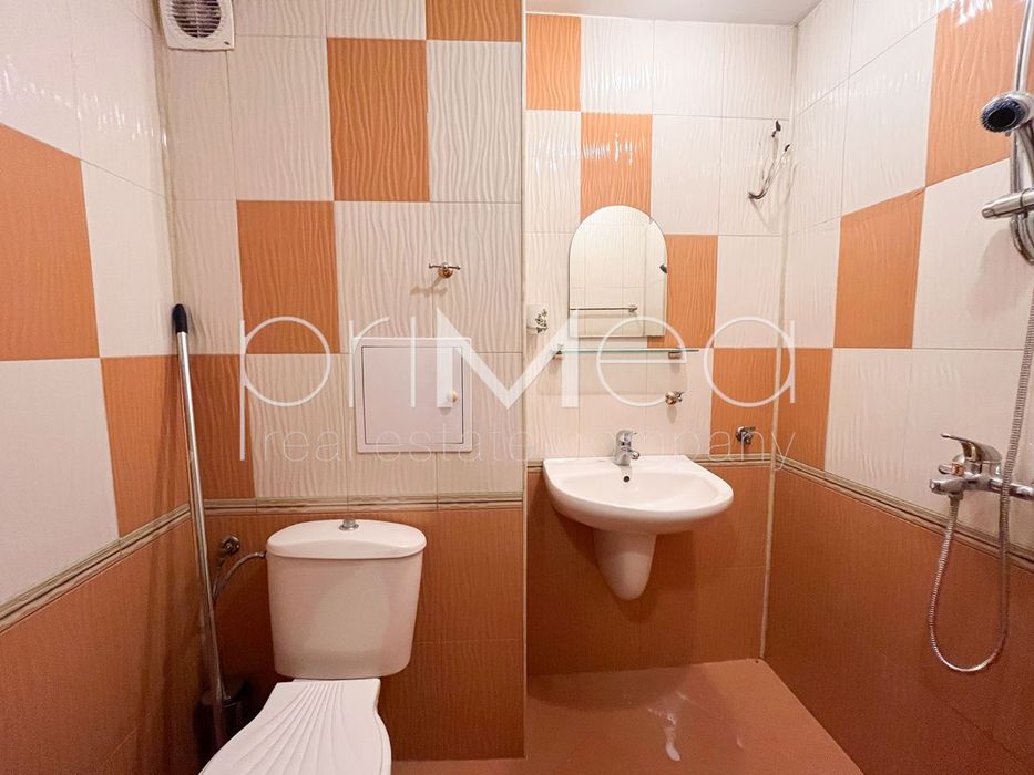 Дава се под наем Двустаен апартамент в Бургас, Изгрев - 65 кв.м за 433.5 € - Снимка #8