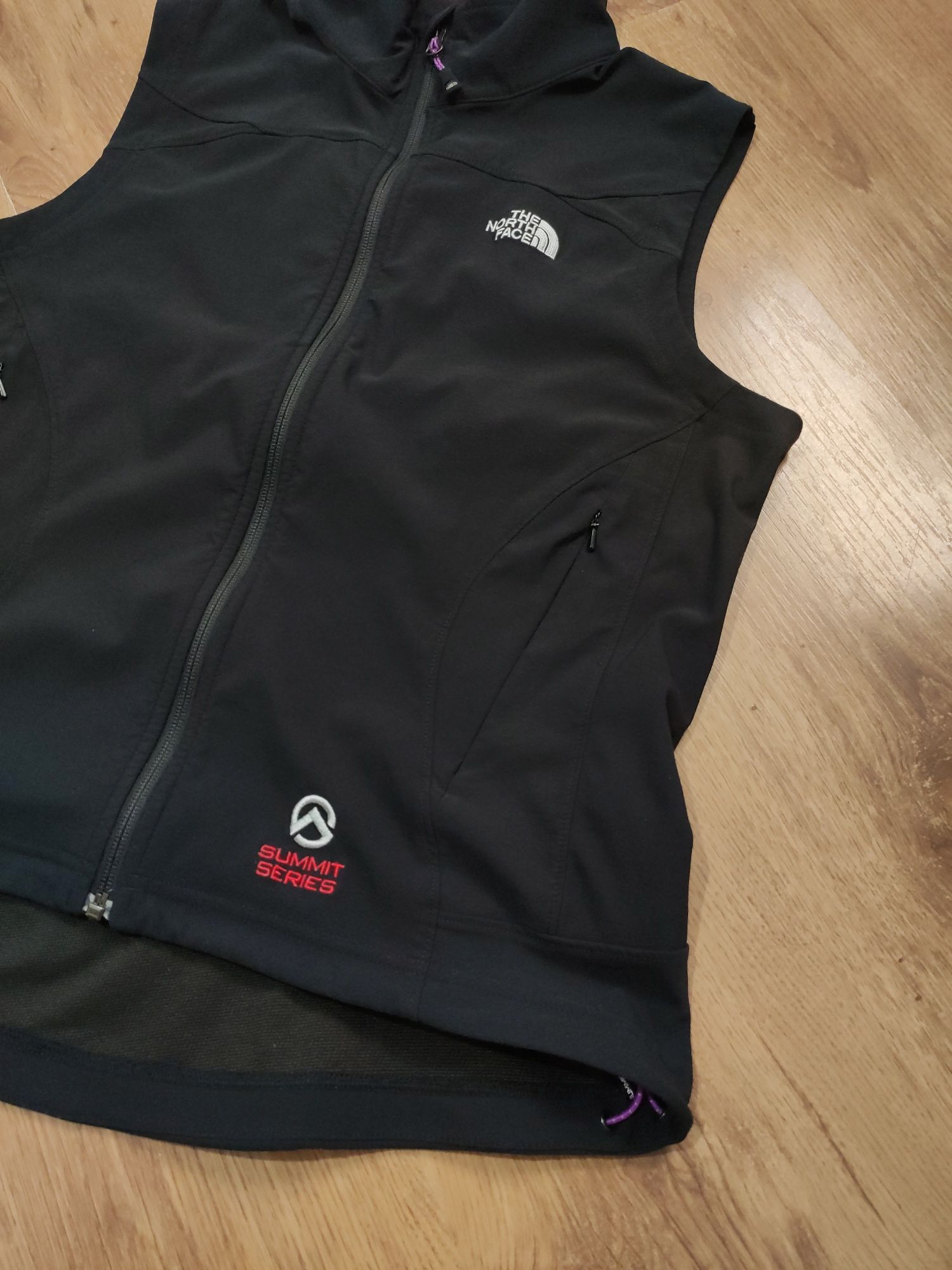 Vestă softshell de damă The North Face mărimea L