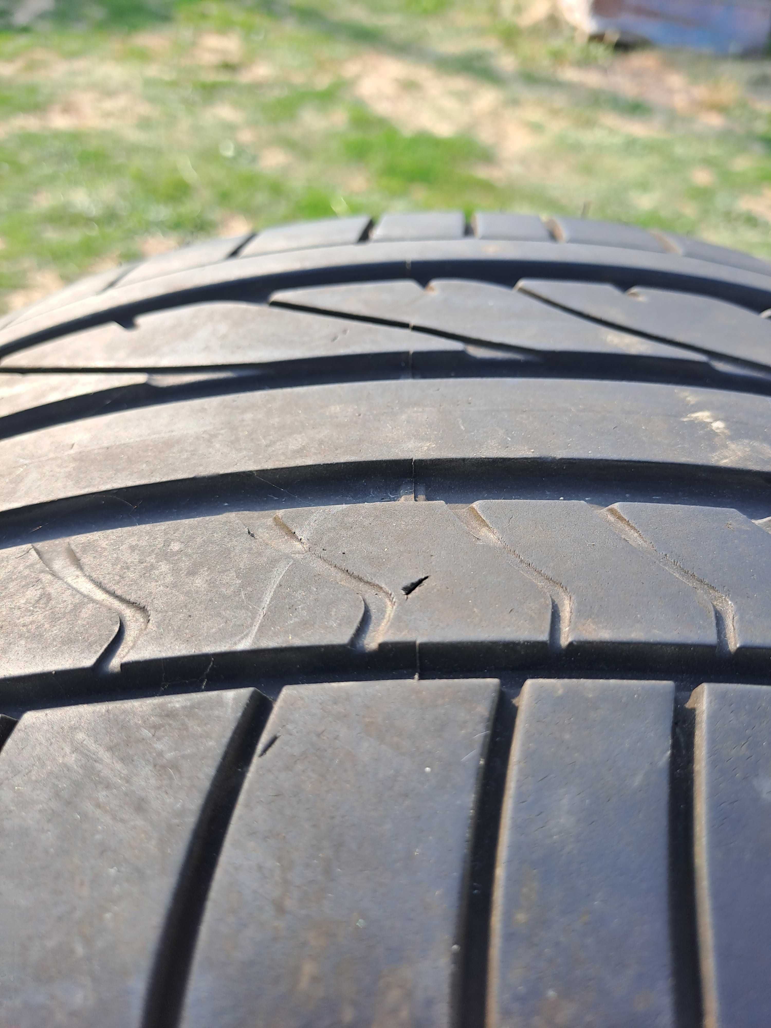 2 гуми 255/40r17 Bridgestone