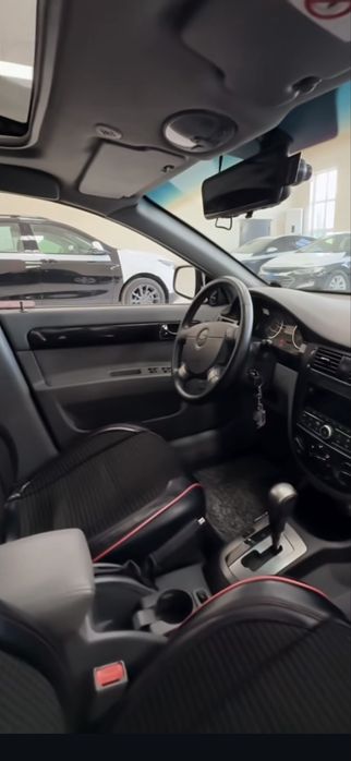 Chevrolet Genta AT 2023 Qora