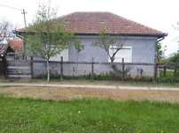 Vand casă în Șepreus , județul Arad