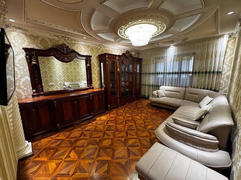 Продам 4/8/9 100м2, ор-р: Госпитальный рынок, Ул. Нукусская