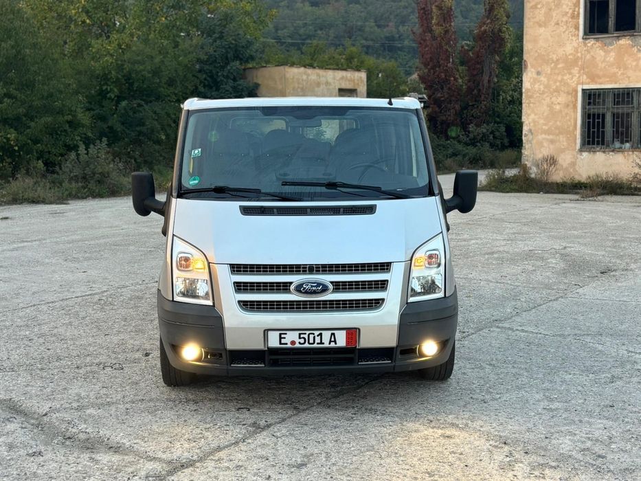 Vând Ford Transit 8+1 2013 Euro 5
