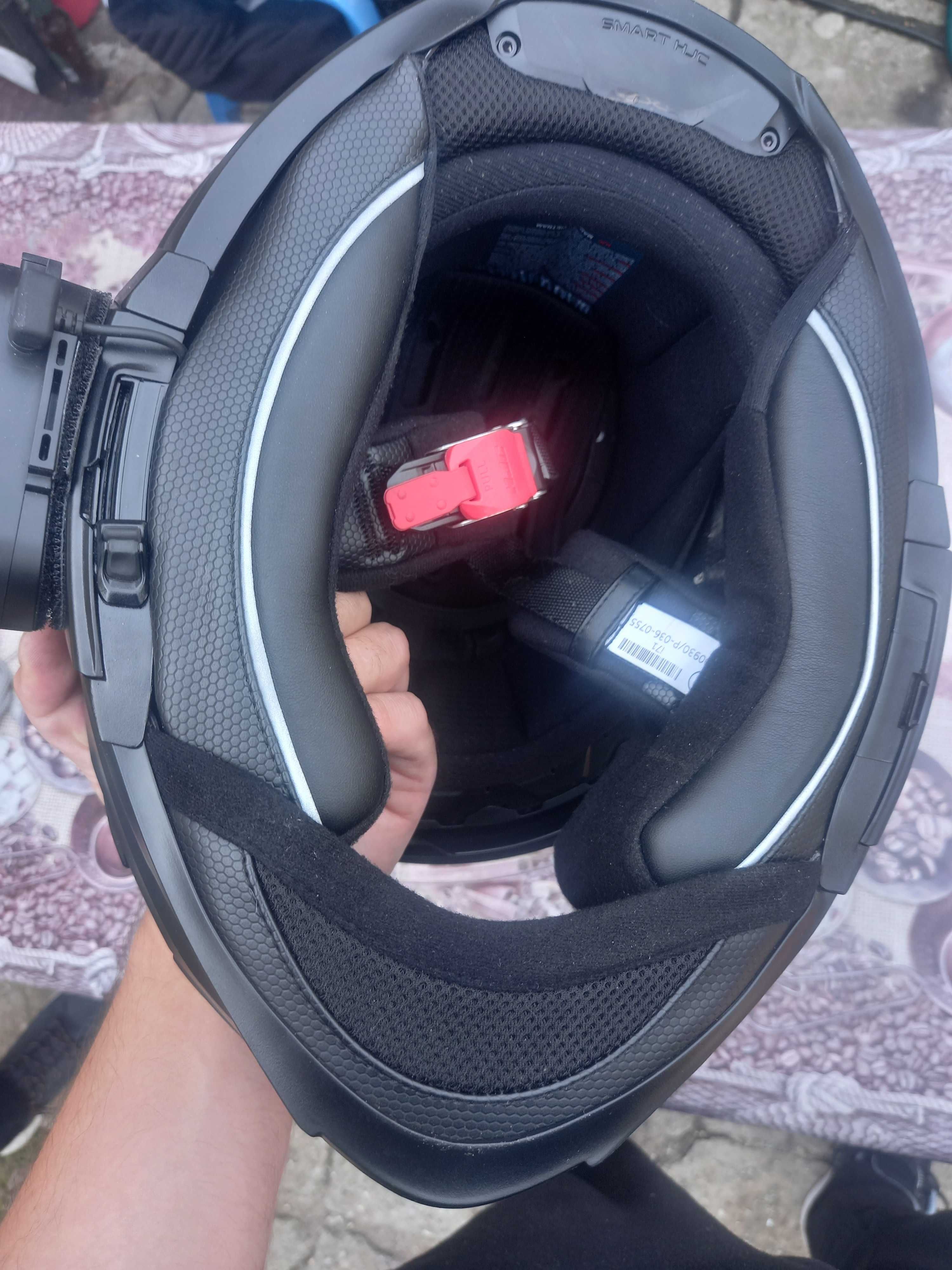 Casca moto scuter atv HJC I71 L  si sistem de comunicatie purtata o zi