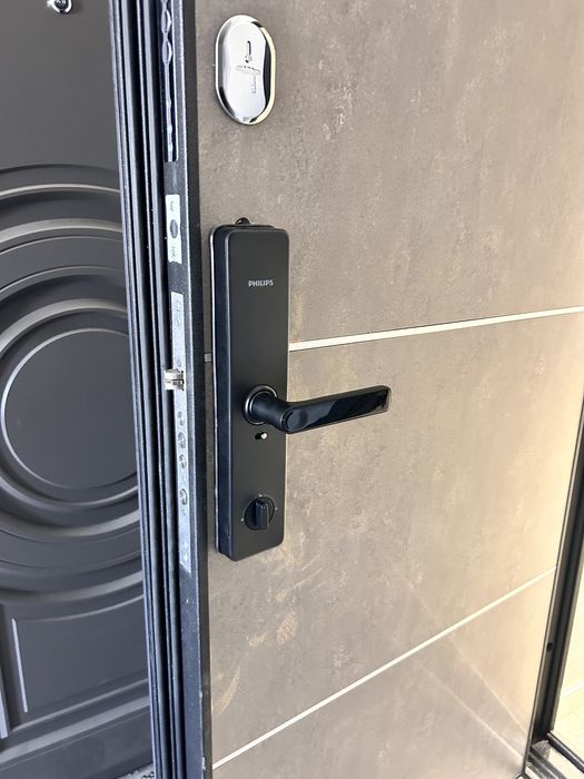 Установка умных замков!