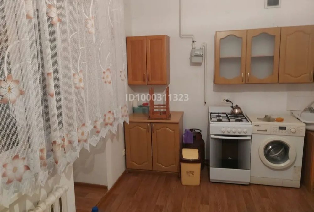 Продаётся 1 ком кв Назарбаева
