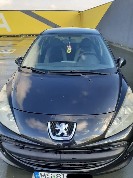 Peugeot 207 1,4 benzina  2008