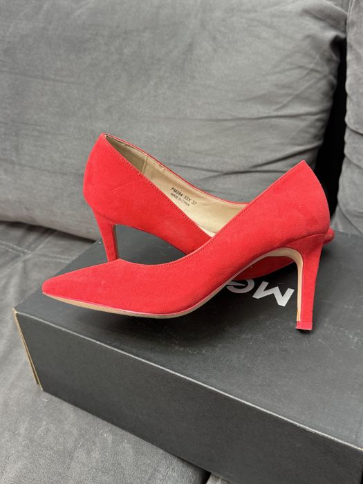 Дамски велурени обувкк