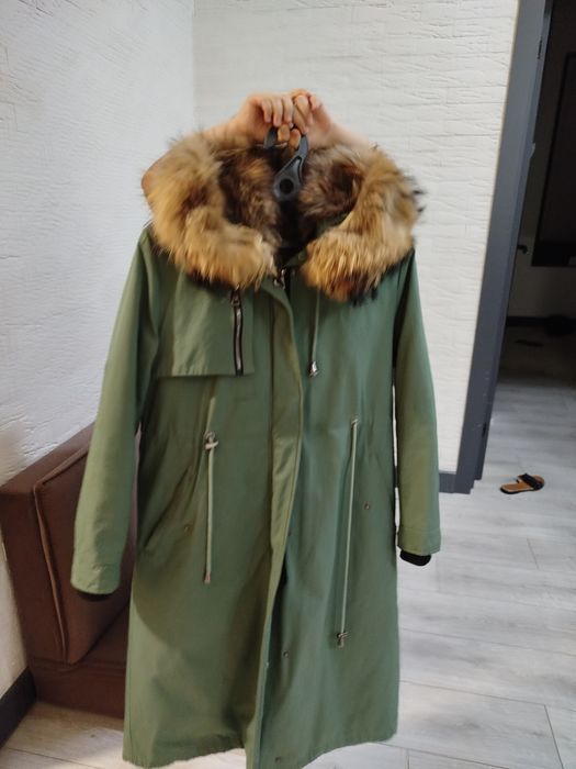Парка из натуральной мех и куртка из пуха  , состоянии отличное ,