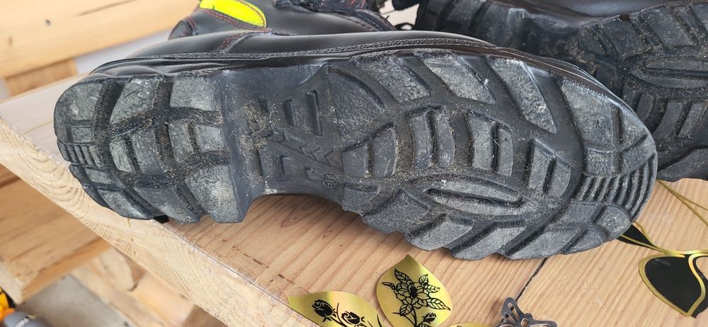 Cizme piele bocanci protectie pompieri germania ews awg svsu isu