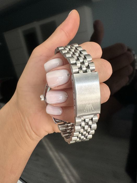 Нов сребърен часовник