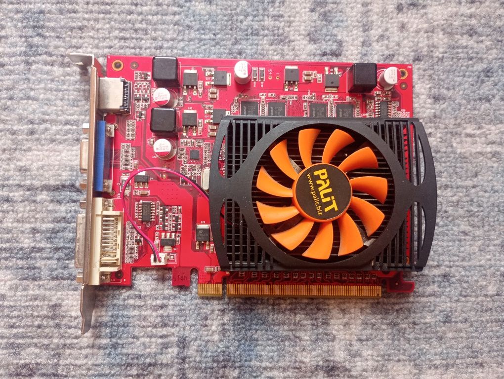 Продам видиокарту gt 220 palit