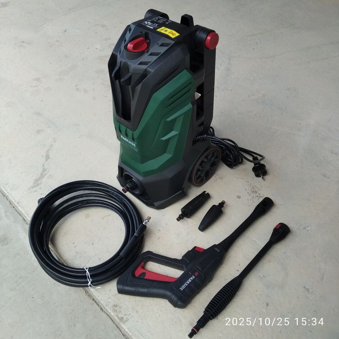 нова водоструйка PARKSIDE PHD 135 F5