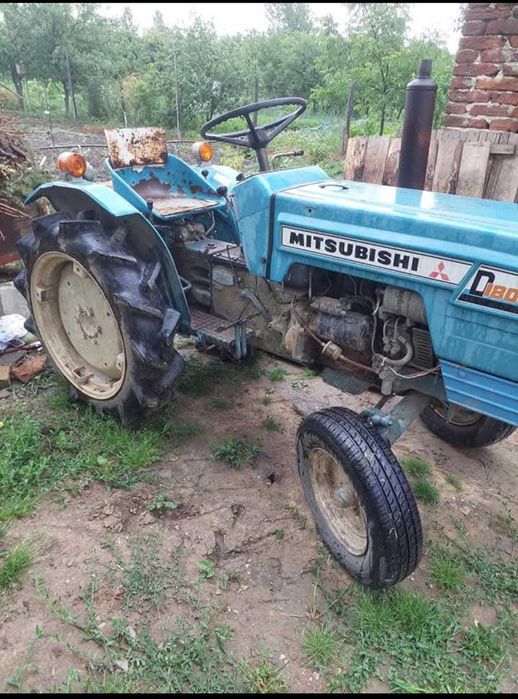 De vânzare tactoraș ,18 cai putere cu freza