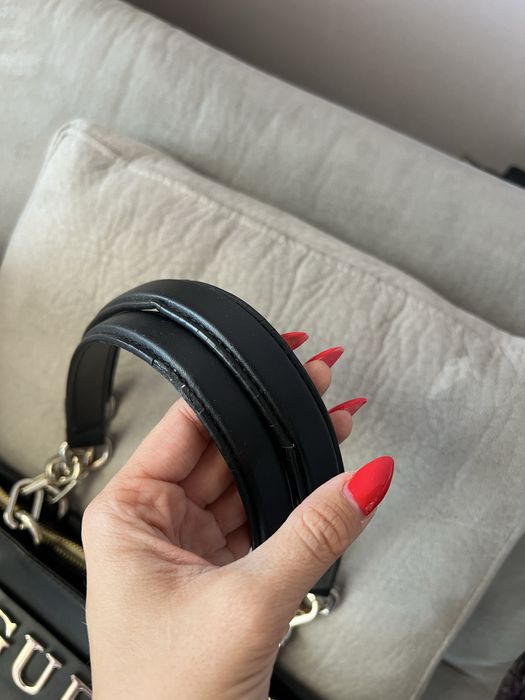 Оригинална чанта GUESS