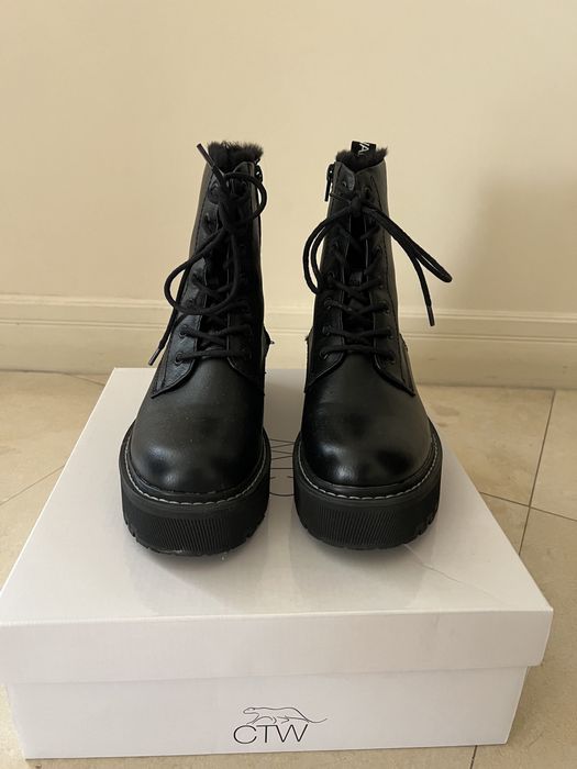 Catwalk кожени ботуши 39 номер