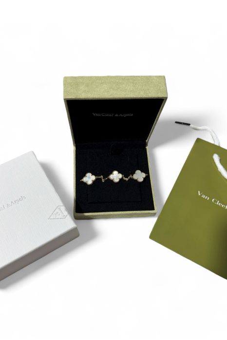 Bratara Van Cleef & Arpels Aur cu Alb