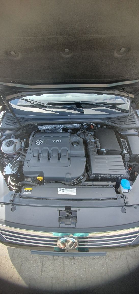 Vand Passat b8 motor 2.0 150CP Dotări full Km reali