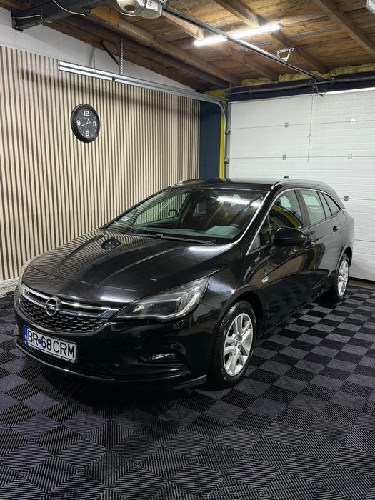 Opel astra K 2017