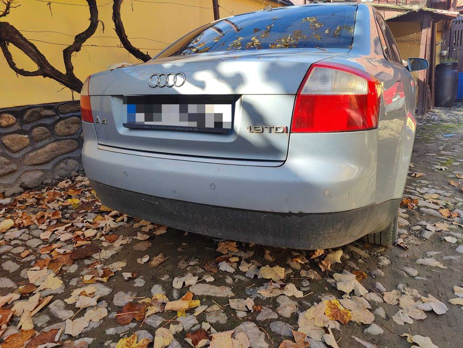 Vând Audi A4 B6 AWX