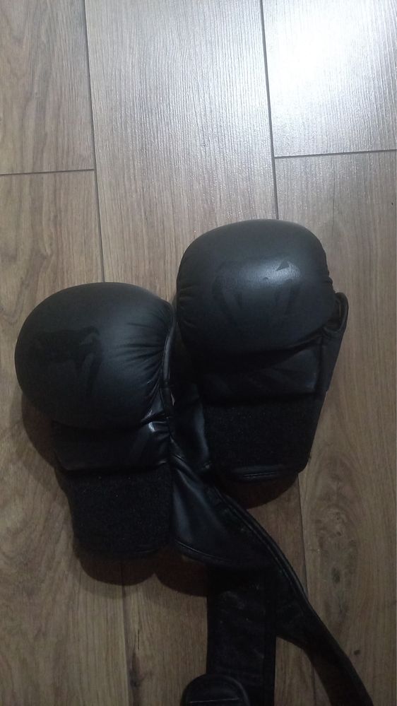 продам черепашку и футы