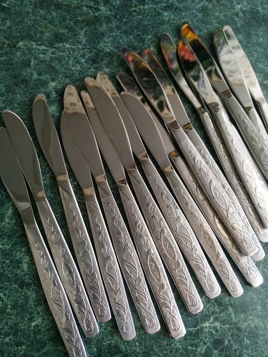 Столовые приборы