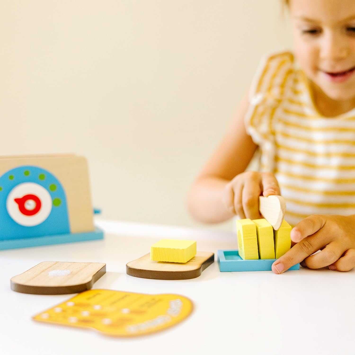 Детска Дървена кафемашина и тостер с аксесоари Melissa & Doug