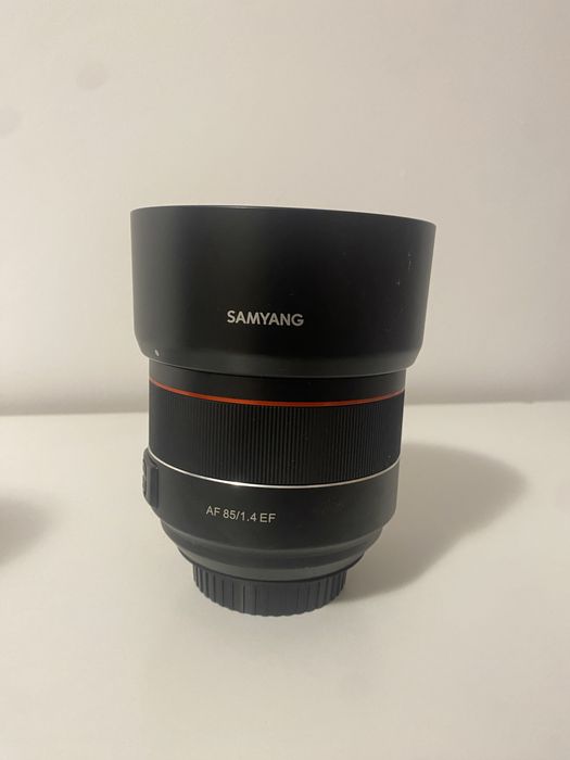 Samyang 85 1.4 si Sigma 105 2.8 macro