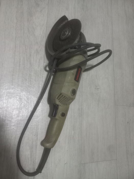 Балгарка в отличном состоянии пишите на ватсап