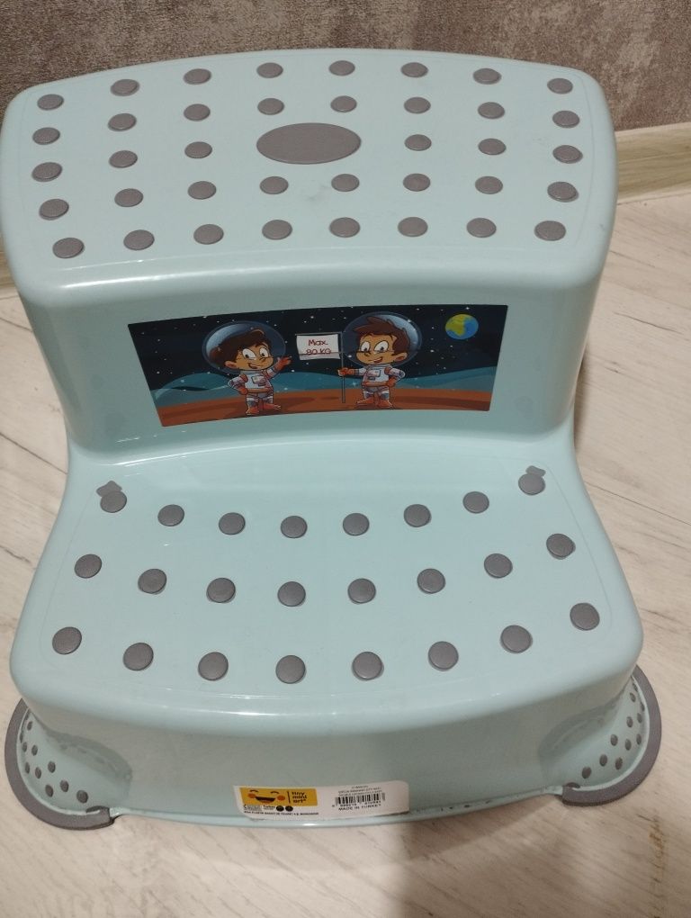 Продается детский стульчик для ванны