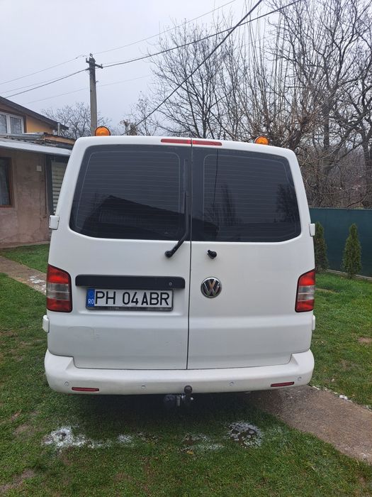 Vând wolvagen T5 8+1