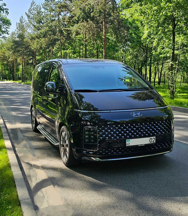 Минивэн микроавтобус заказ аренда прокат авто пассажирские перевозки