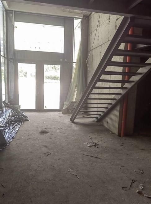 Продава се Магазин в Бургас, Славейков - 90 кв.м за 2878 €/кв.м - Снимка #4