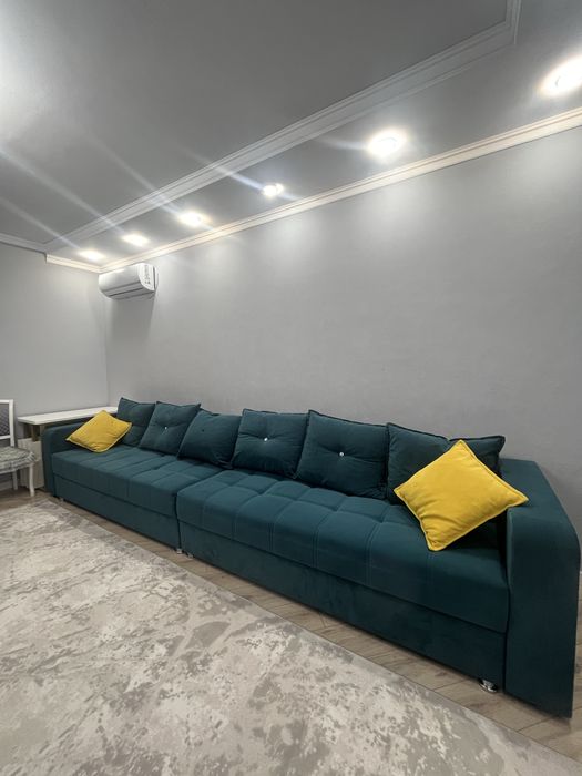 Продаю диван в гостиную