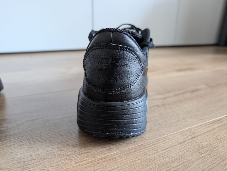 Nike Air Max SC Leather

Nike Air Max SC