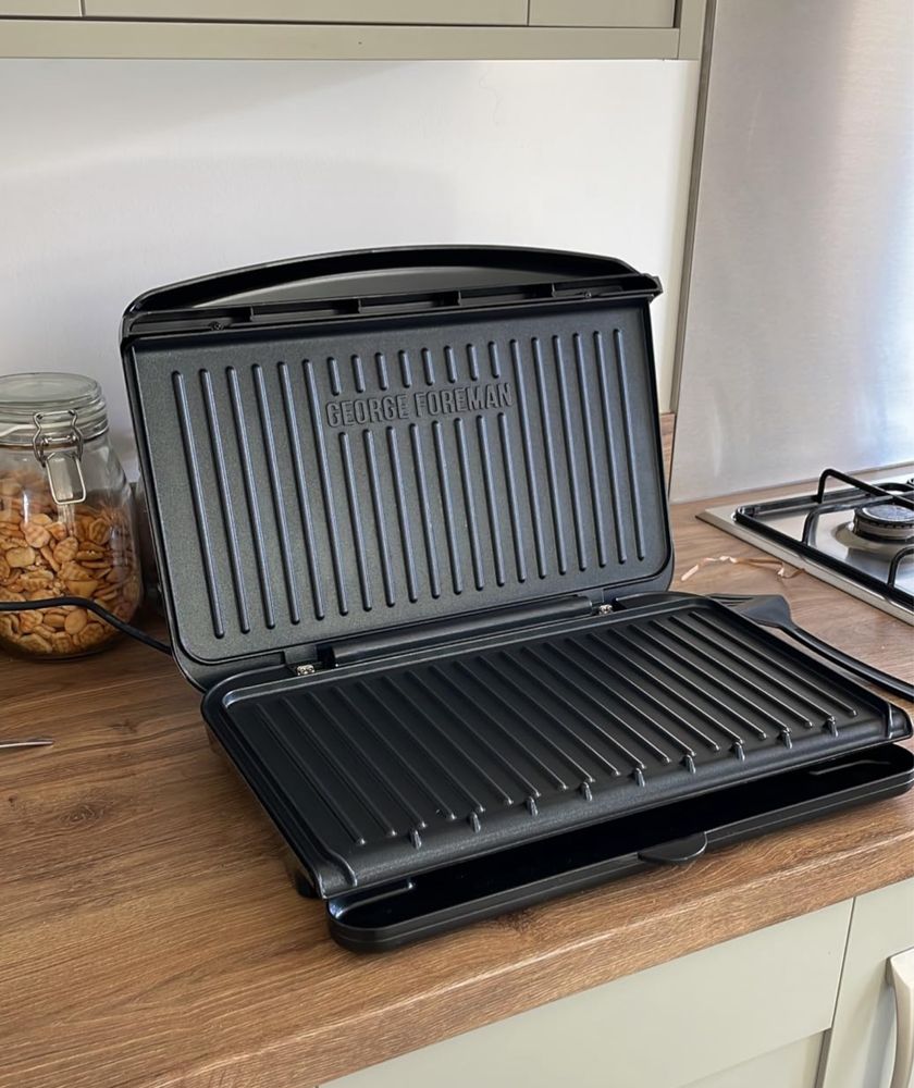 Нов грил George Foreman 2400W