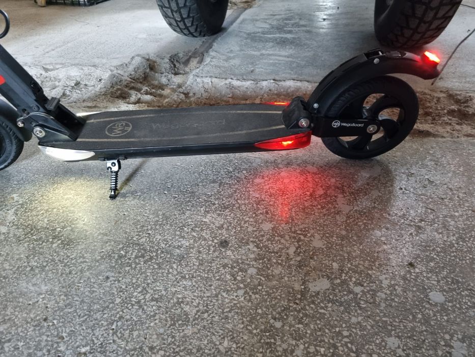 Trotinete electrice  25 - 45 km /h baterii,incărcătoare originale