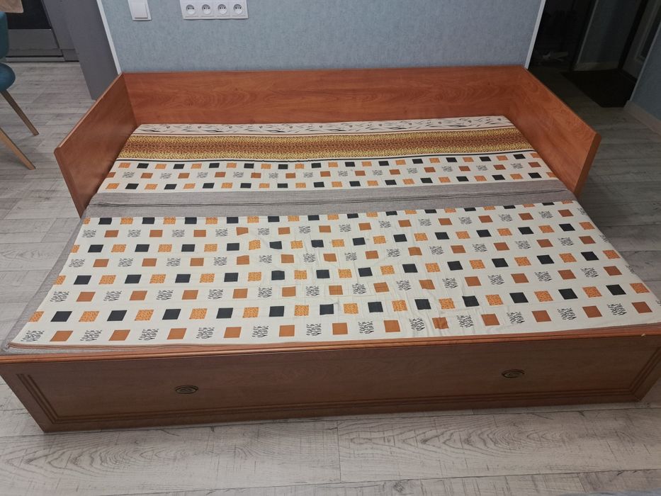 Диван раздвижной