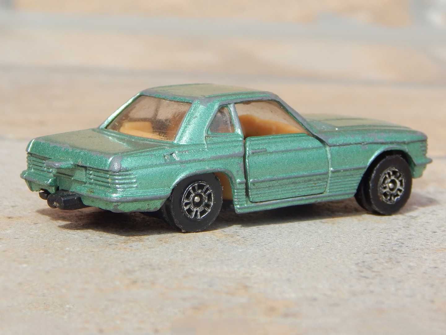 Macheta Mercedes-Benz 500 SL (R107) 1980 Corgi Mare Britanie 1:64