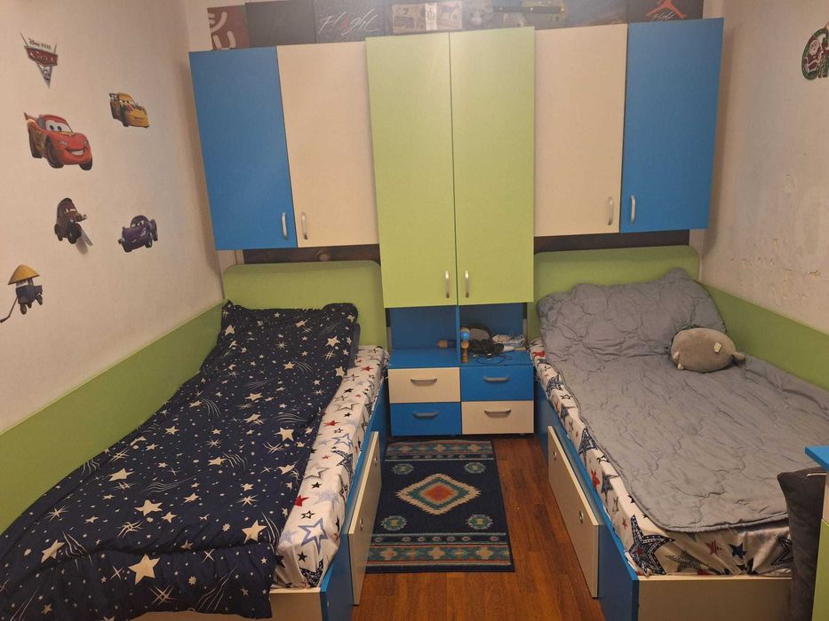 Vand apartament 3 camere