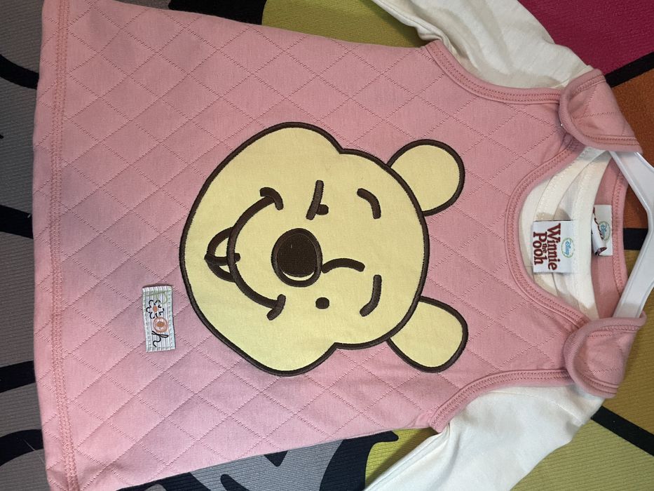 Bluza+un fel de salopeta 9-12 luni , noua