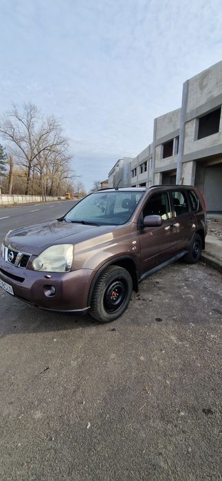 Vând Nissan 4x4 X-trail T31