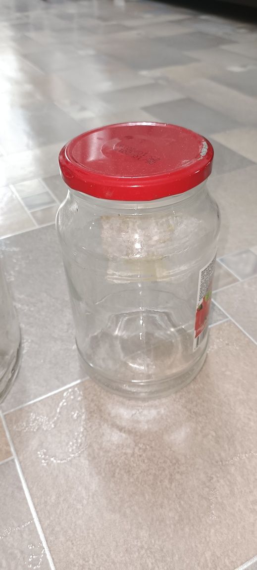 Продам банки разного объема.