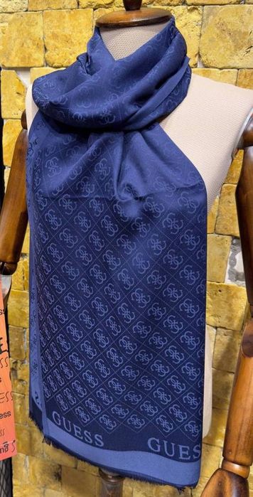 Stoc esarfa - diverse modele în privat